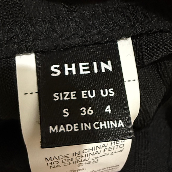 SHEIN Black Ribbed Ensemble - Picture 5 of 6